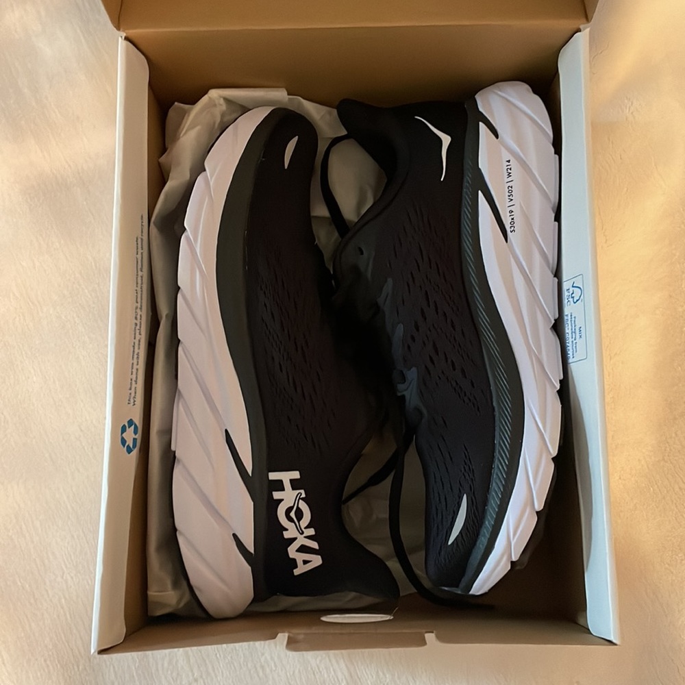 Hoka Clifton 8s